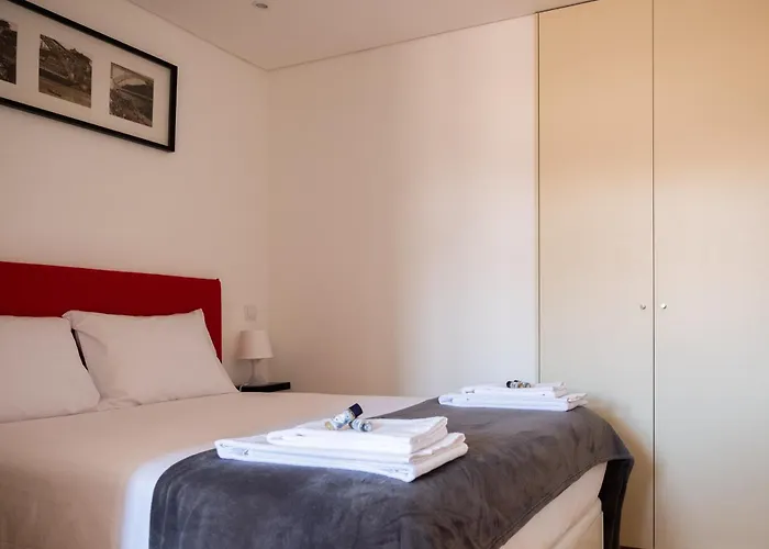 Lively Getaway Porto